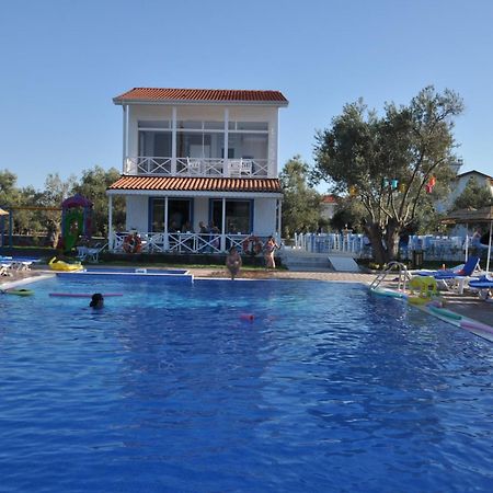 Zeytin Arasi Apart Otel Ayvalı エクステリア 写真