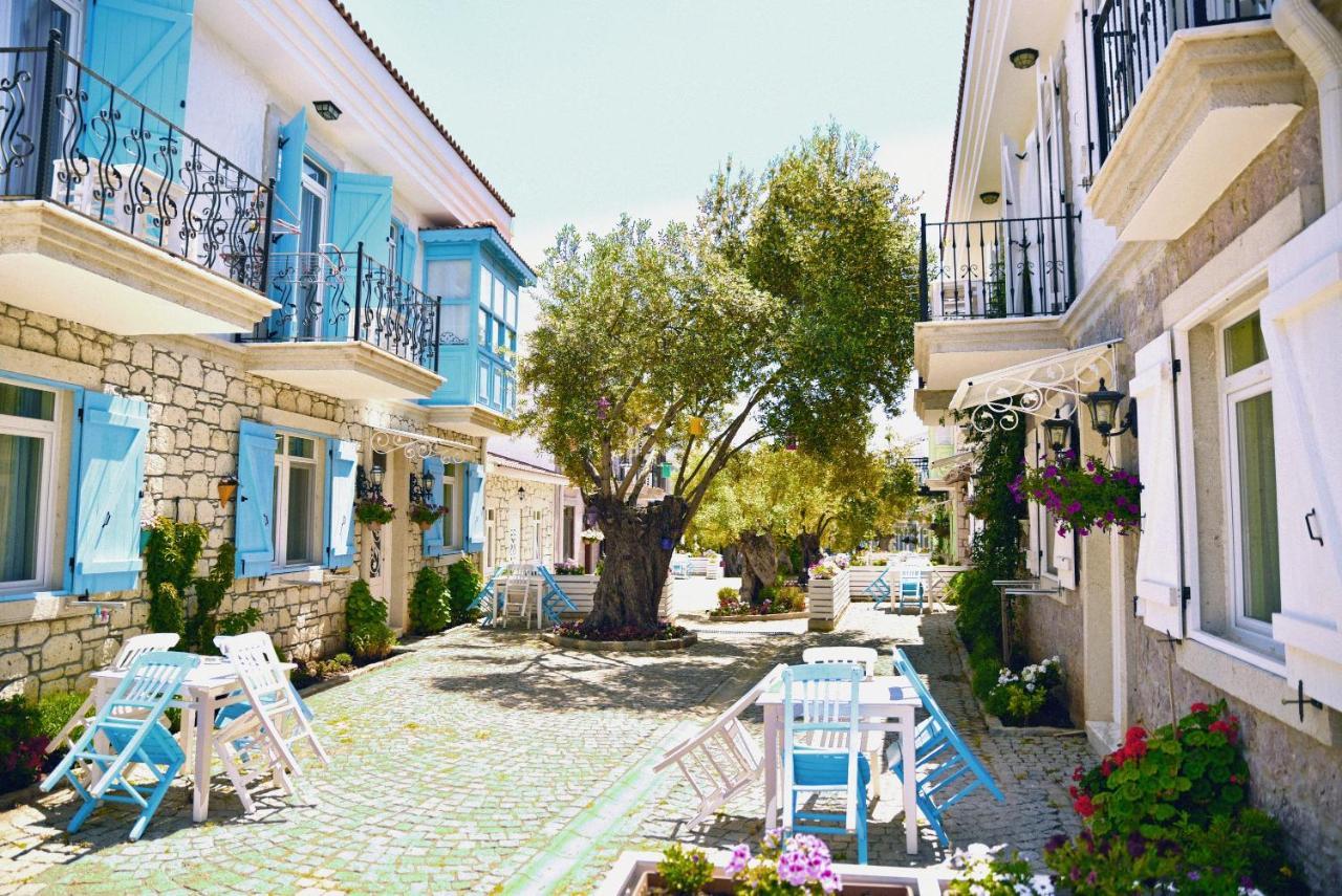 Zeytin Arasi Apart Otel Ayvalı エクステリア 写真