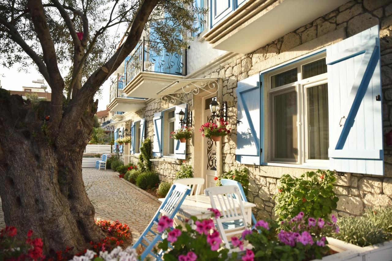 Zeytin Arasi Apart Otel Ayvalı エクステリア 写真