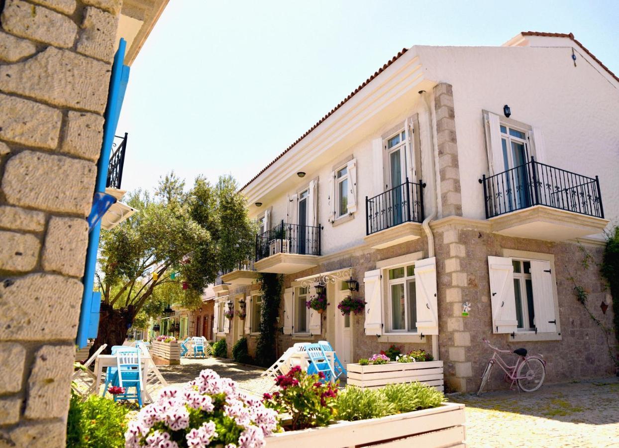 Zeytin Arasi Apart Otel Ayvalı エクステリア 写真