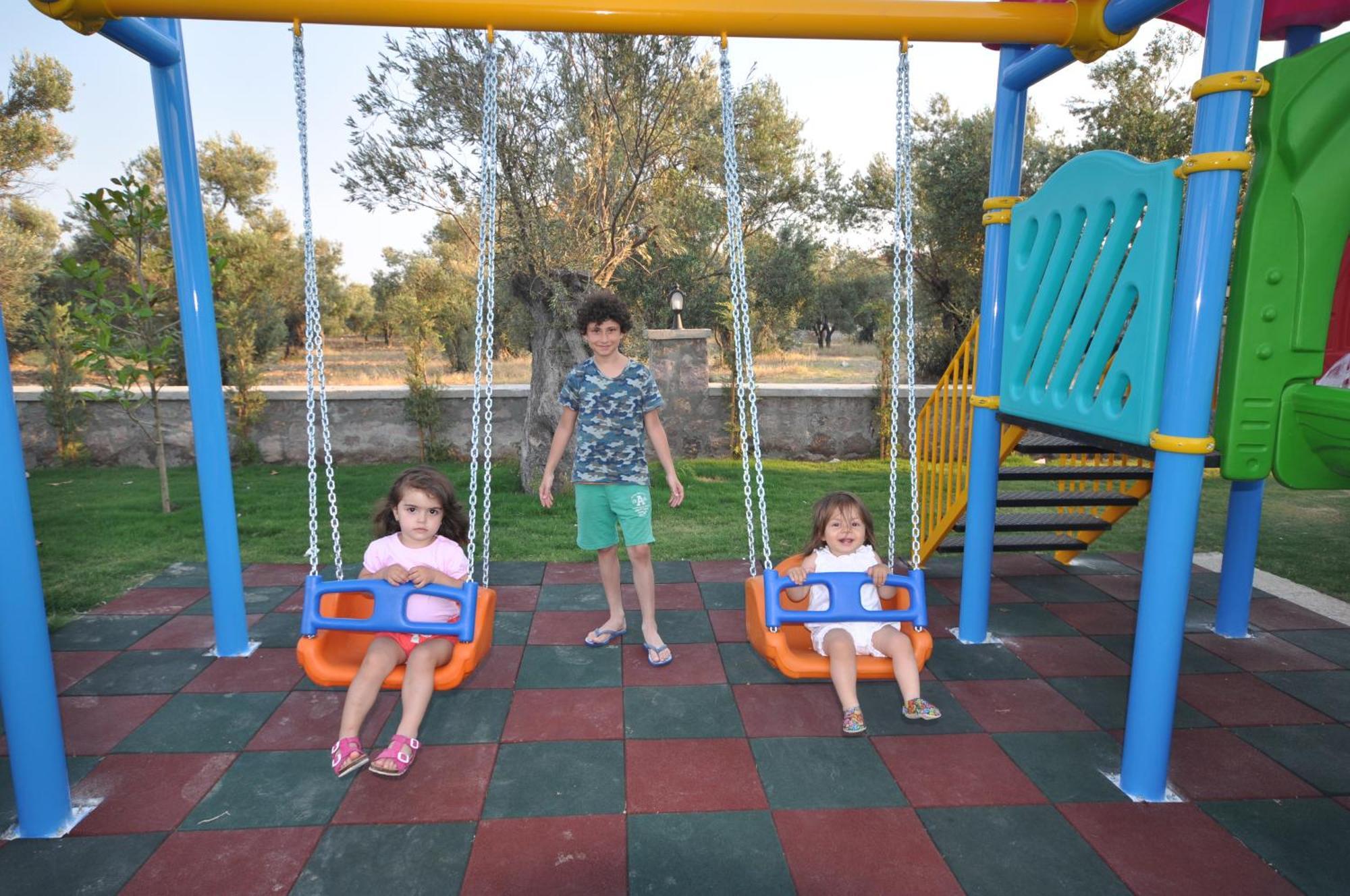 Zeytin Arasi Apart Otel Ayvalı エクステリア 写真