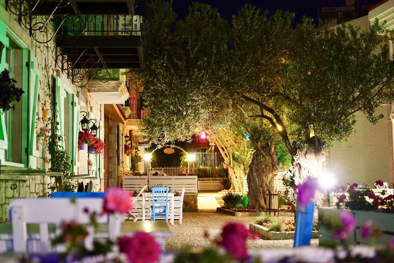 Zeytin Arasi Apart Otel Ayvalı エクステリア 写真